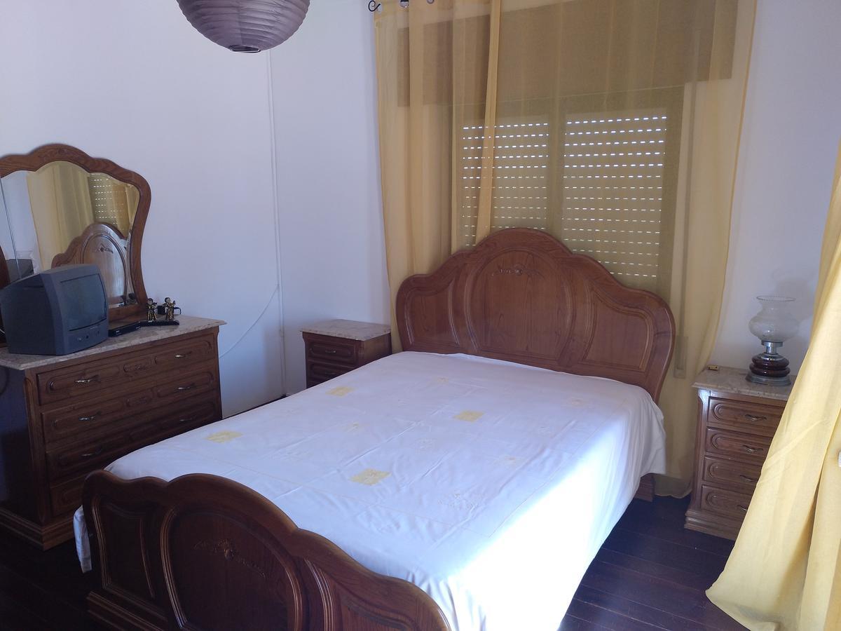 Lamarosa Guest House Torres Novas Bagian luar foto